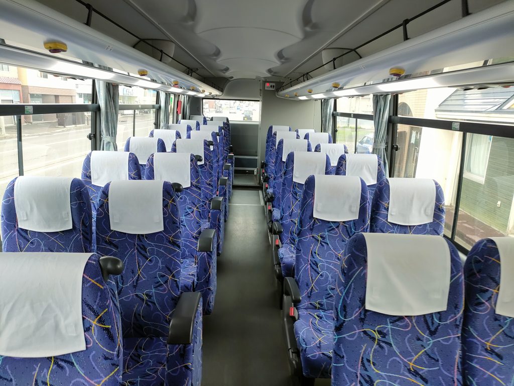 ニセコアンヌプリ行き高速バス車内