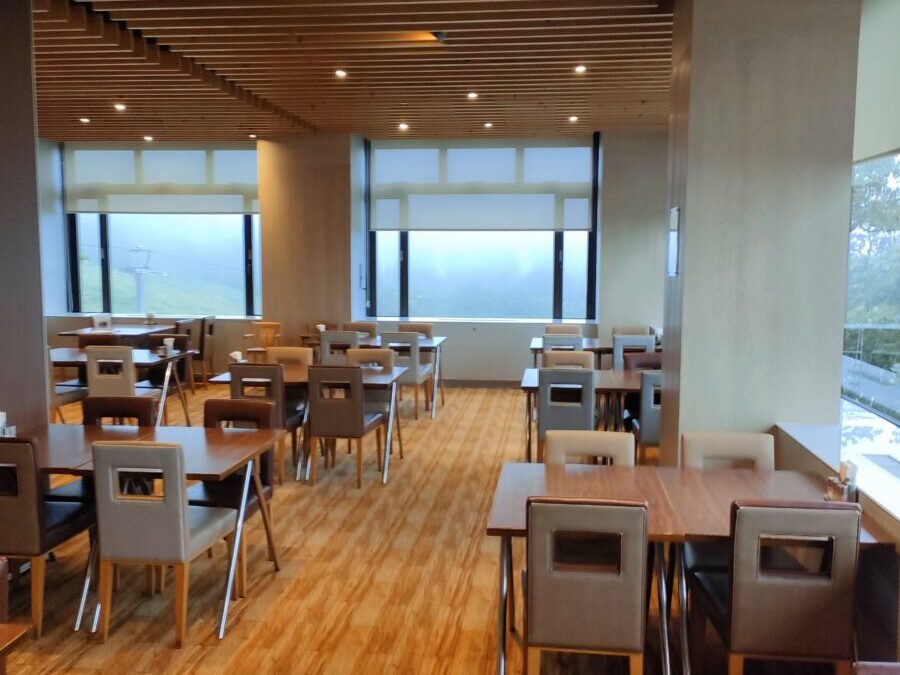 ニセコノーザンリゾート・アンヌプリ
Niseko Northern Resort An’nupuri
フュージョンレストラン　エクラ