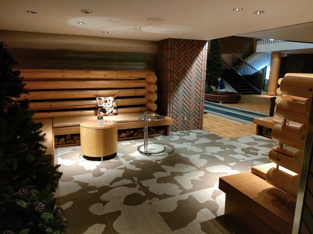 ニセコノーザンリゾート・アンヌプリ
Niseko Northern Resort An’nupuri
ロビー