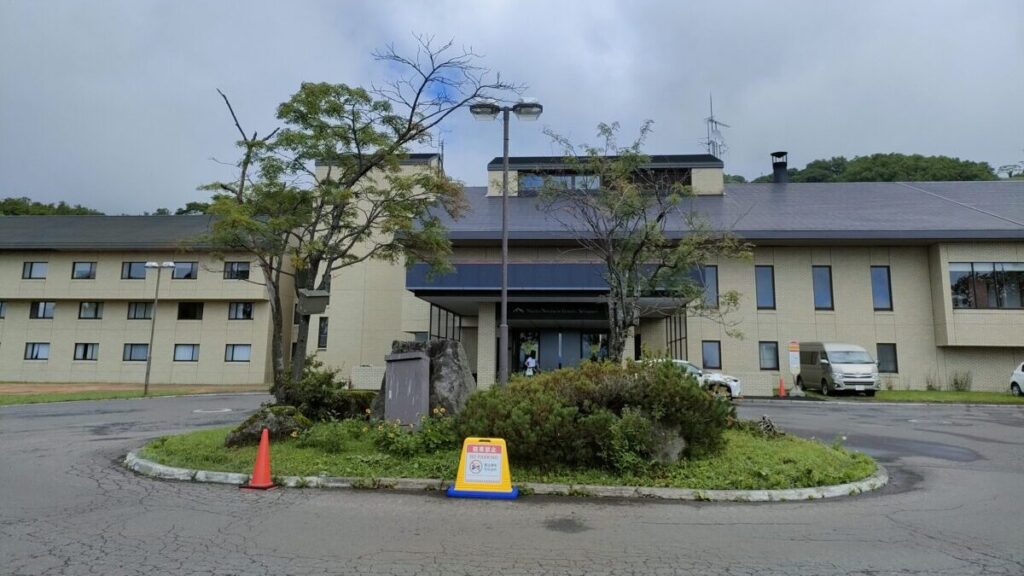ニセコノーザンリゾート・アンヌプリ
Niseko Northern Resort An’nupuri
正面玄関