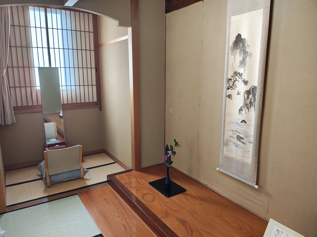 朝野家・和室