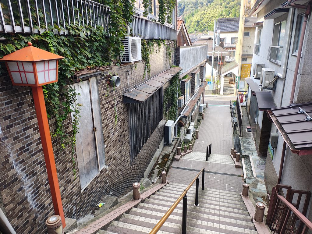 湯村温泉街
